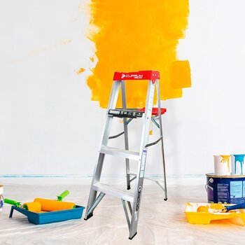 Escalera Tijera Aluminio Cuprum 3 Peldaños Modelo C-2312-04N